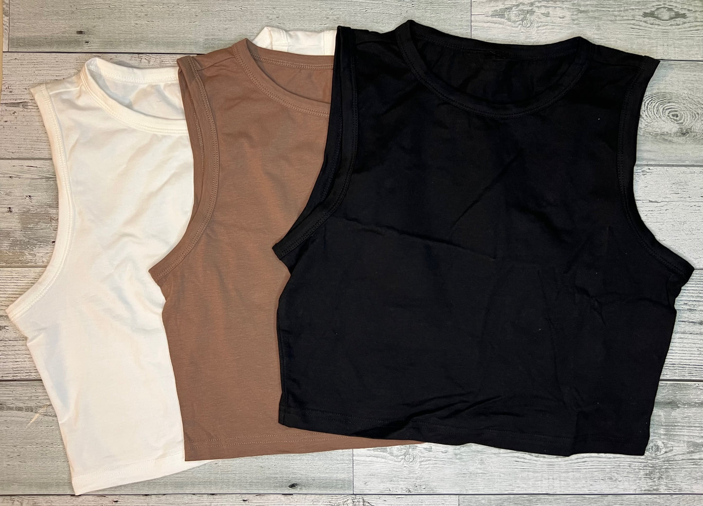 ROUND NECK TANK TOP BASICS BLANCA NEGRA BROWN